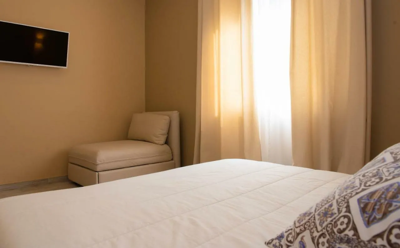 Taormina Bedda Rooms 0*,  איטליה