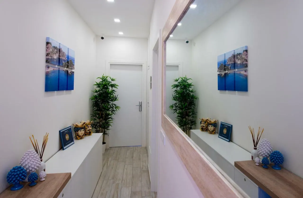 Taormina Bedda Rooms בית הארחה
