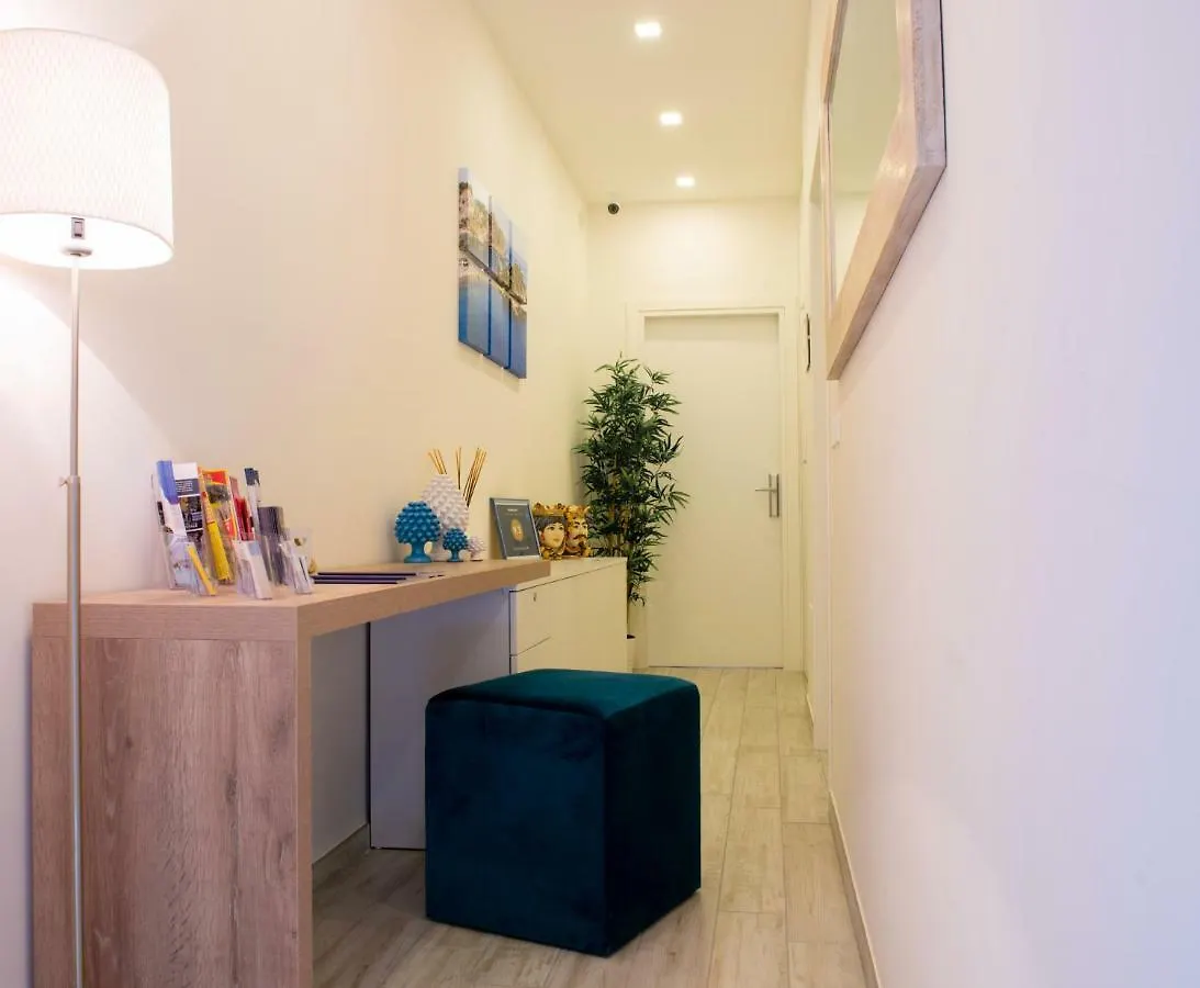 בית הארחה Taormina Bedda Rooms